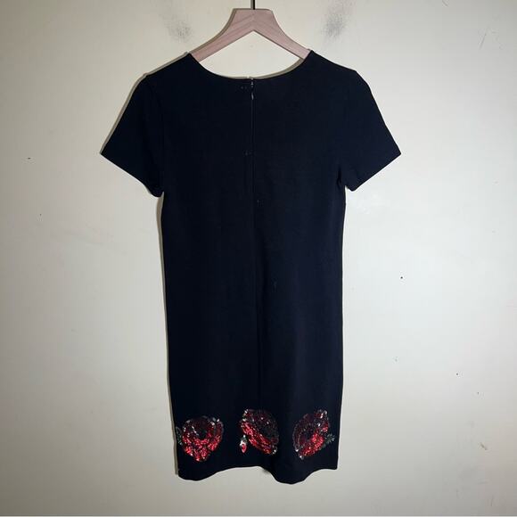 FRENCH CONNECTION black zip up dress with beaded rose details 0 - Picture 4 of 5